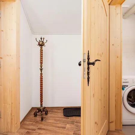 Premium W Domu Zasypane Z Sauna By Renters Prestige * 자코파네