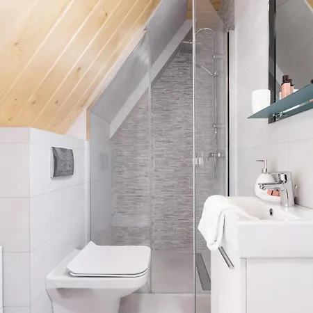 Premium W Domu Zasypane Z Sauna By Renters Prestige *