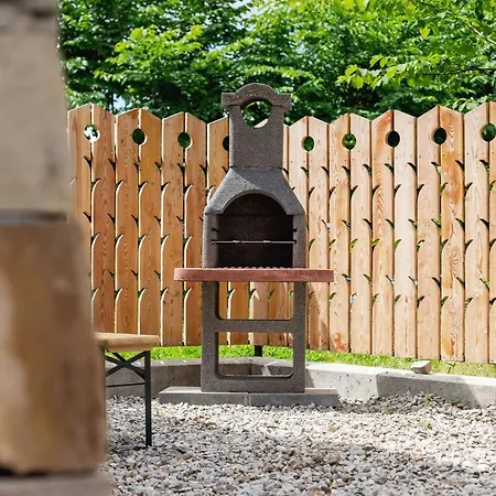 아파트 Premium W Domu Zasypane Z Sauna By Renters Prestige