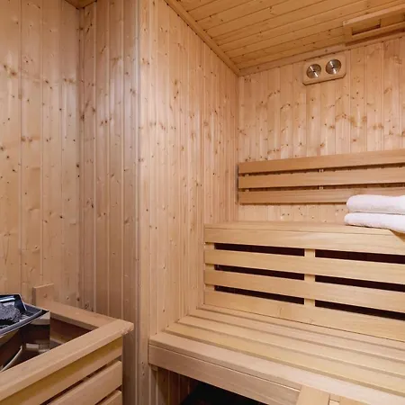 Premium W Domu Zasypane Z Sauna By Renters Prestige 자코파네