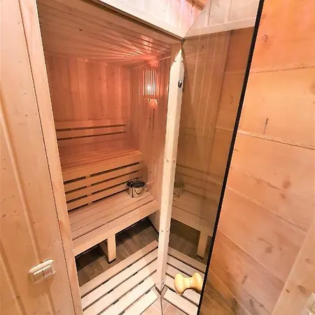 Premium W Domu Zasypane Z Sauna By Renters Prestige *